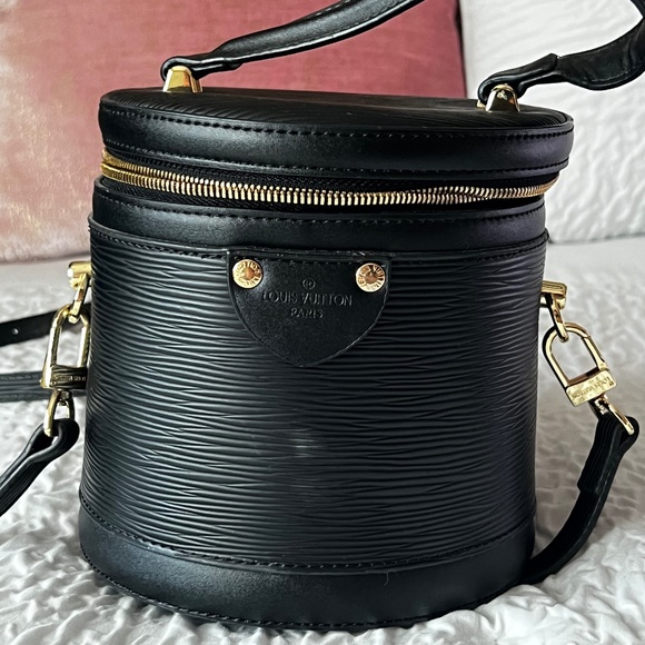 Louis Vuitton Cannes Shoulder Bag Epi Leather Black Used Women LV - Picture 3 of 7